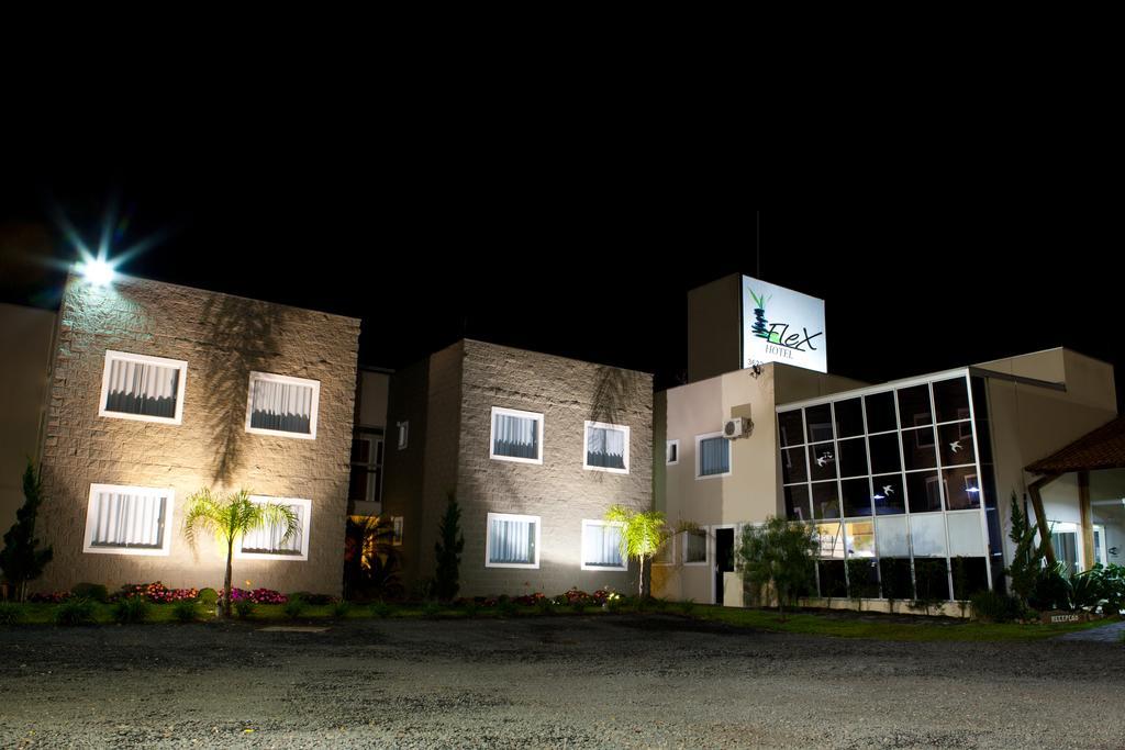 Flex Hotel Canoinhas エクステリア 写真